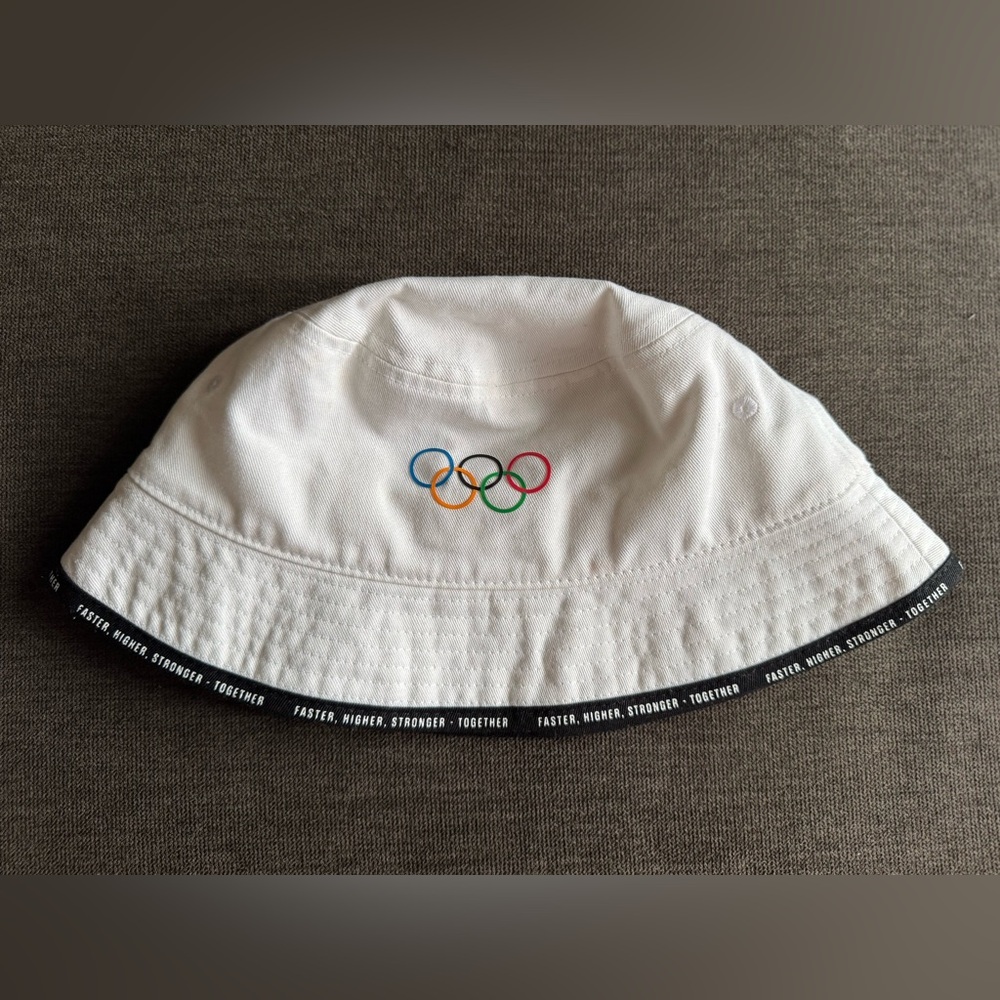 Olympics logo white bucket hat with black trim